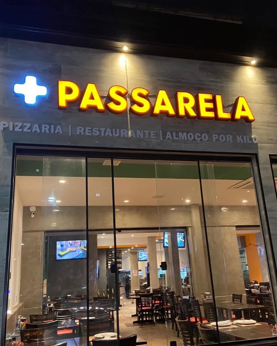 Letras caixa iluminadas Restaurante Passarela